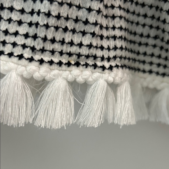 White and Black Patterned Women's Skirt - Picture 3 of 8